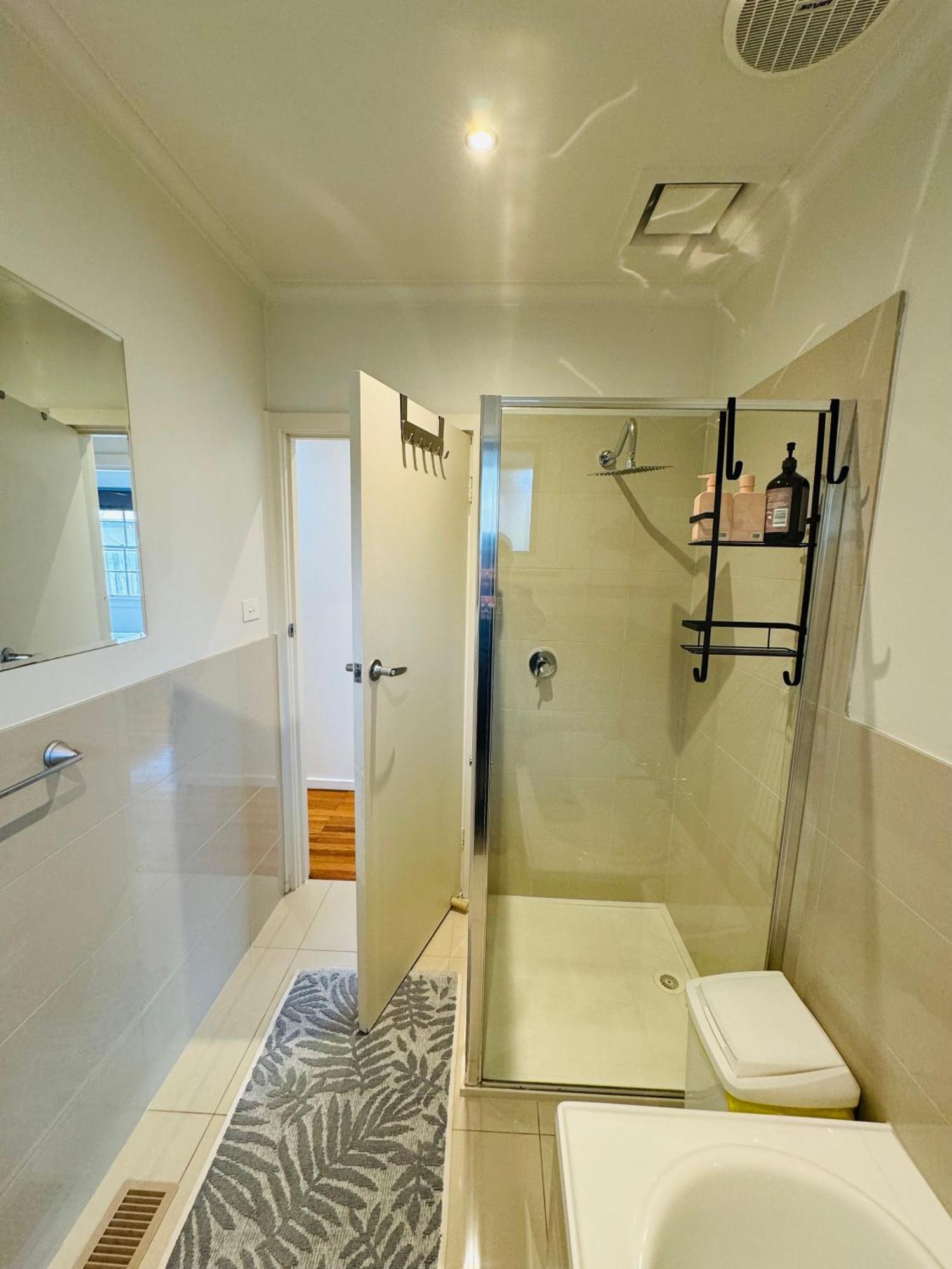 Homestay Junction Shared House